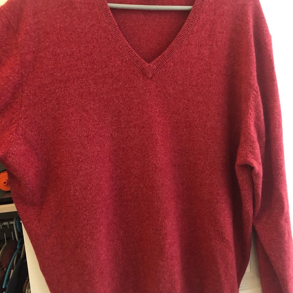 jos A bank cashmere sweater red